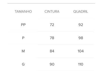 Calça Pantalona Estruturada Frisos
